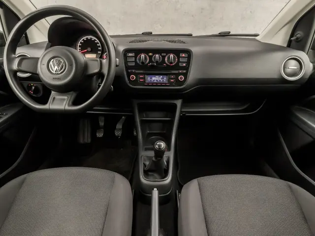 Volkswagen up! 1.0 take up! 2016 Benzine 6