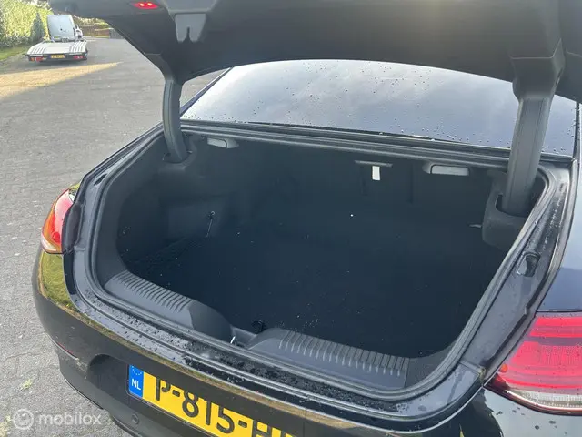 Mercedes-Benz CLS 450 4MATIC 2018 Benzine 8