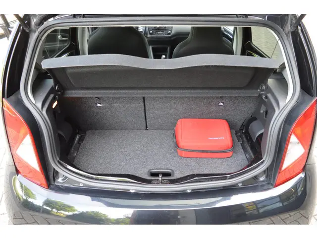 SEAT Mii 1.0 Sport Connect automaat 2015 Benzine 14