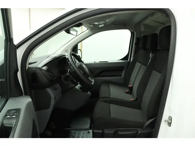 Toyota ProAce Worker 2.0 D-4D Live 2022 Diesel 17