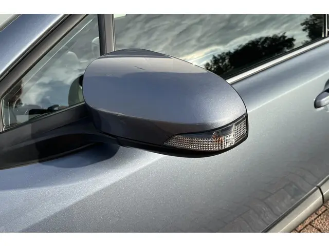 Toyota C-HR 2.0 Hybrid Dynamic 2020 Hybride Benzine 42