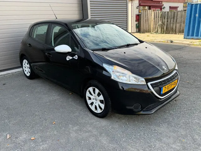 Peugeot 208 1.0 VTi LIKE 2014 Benzine 3