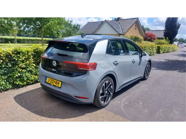 Volkswagen ID.3 First 58 kWh 2020 Elektrisch 2
