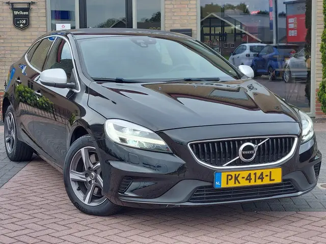 Volvo V40 2.0 D2 R-Design 2017 Diesel 3