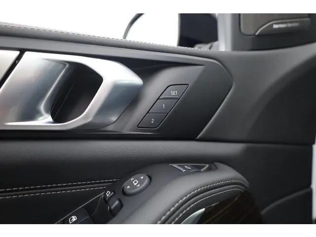 BMW X5 xDrive50e M Sport 2023 Hybride Benzine 9