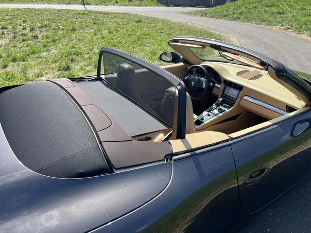 Porsche 911 Cabrio 3.4 Carrera 991 2014 Benzine 23