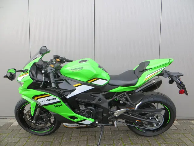 Kawasaki Ninja ZX ZX-4RR Performance 2024 Benzine 9