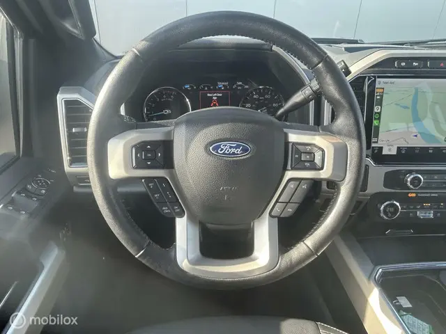Ford F-250 USA 6.7 V8 Powerstroke 2022 Diesel 24