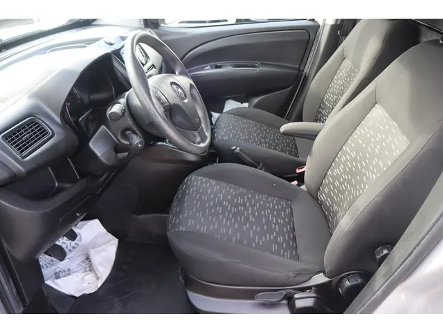 Opel Combo 1.6 CDTi L2H1 Sport 2017 Diesel 6