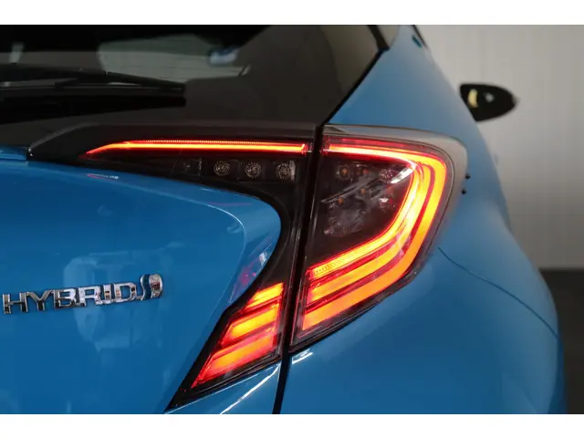 Toyota C-HR 1.8 Hybrid Style 2018 Hybride Benzine 14