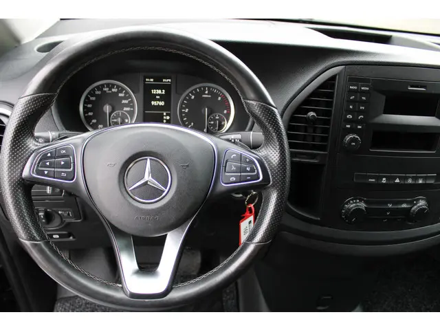 Mercedes-Benz Vito 114 CDI Lang L2 2020 Diesel 11