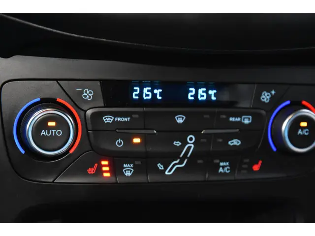 Ford Focus 1.0 First Edition 2015 Benzine 13