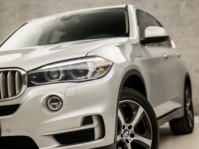 BMW X5 xDrive40e High Executive 2015 Hybride Benzine 19