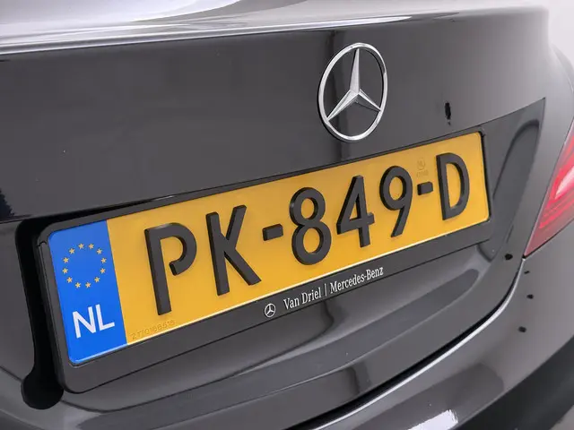 Mercedes-Benz CLA 180 AMG line 2016 Benzine 5