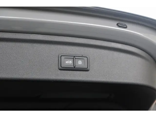 Audi RS3 Sportback 2.5 TFSI 400PK Quattro 2023 Benzine 38