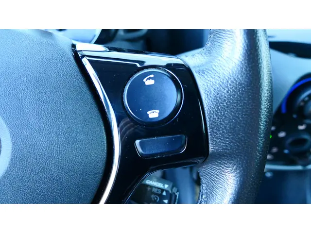 Toyota Aygo 1.0 VVT-i x-play 2020 Benzine 32