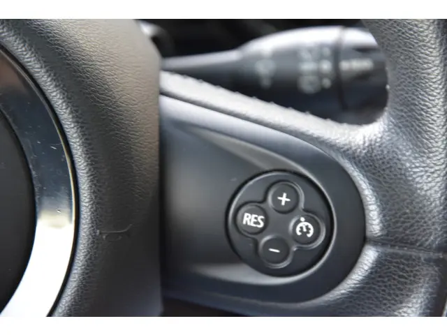 MINI Cooper Mini 1.6 Chili Final Edition 2014 Benzine 10