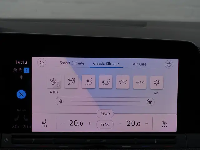 Volkswagen Golf 1.5 eTSI R Line Aut- 2020 Hybride Benzine 17