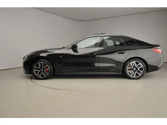 BMW 4 Serie Gran Coupe 420i 2024 Benzine 4