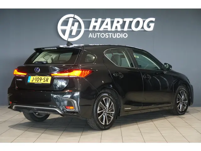 Lexus CT 200h Luxury Line 2018 Hybride Benzine 2