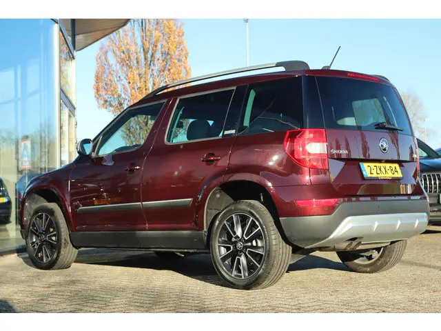 Škoda Yeti OUTDOOR 1.4 TSI AUT. ADVENTURE 2015 Benzine 11