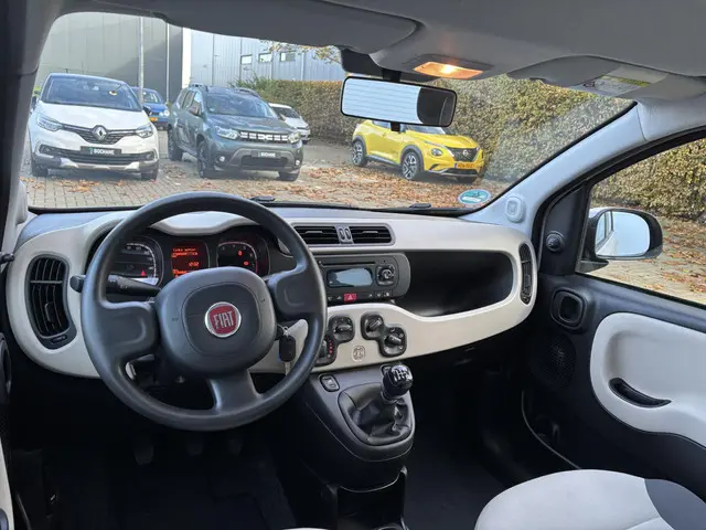 Fiat Panda 0.9 TwinAir Edizione Cool 2014 Benzine 10