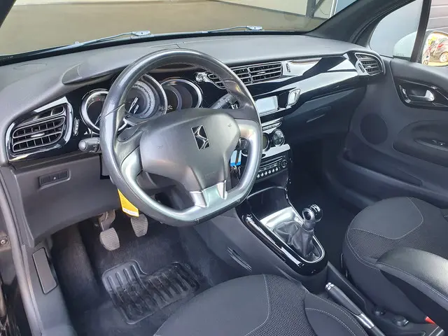 Citroën DS3 1.2 VTi So Chic 2014 Benzine 39