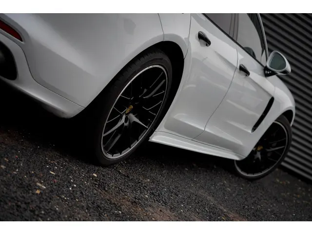 Porsche Panamera Sport Turismo 2.9 4S 2018 Benzine 11