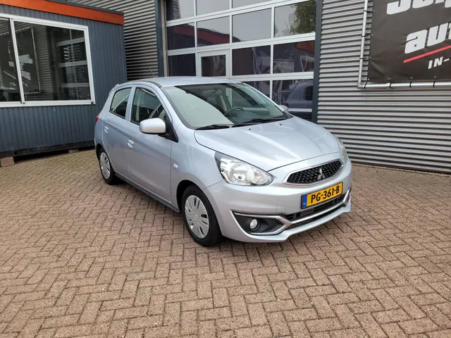 Mitsubishi Space Star 1.0 Cool+ 2017 Benzine 10