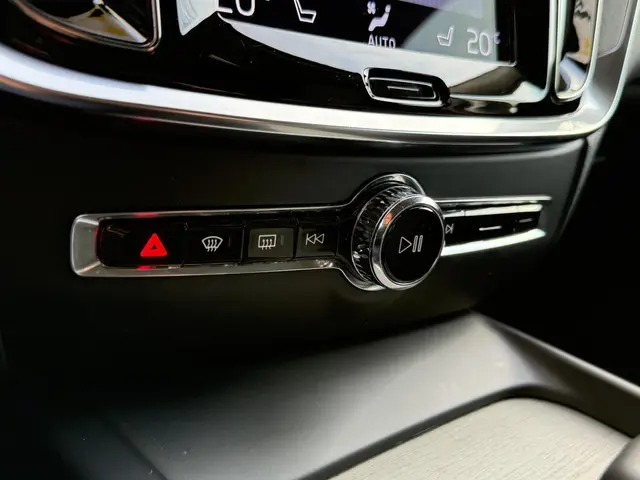 Volvo V60 Cross Country 2.0 B5 AWD 2022 Benzine 28