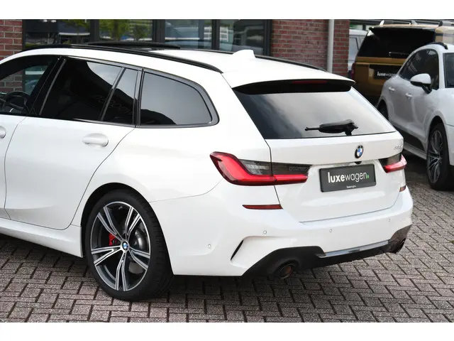 BMW 3 Serie Touring 330e M-Sport 2020 Hybride Benzine 43