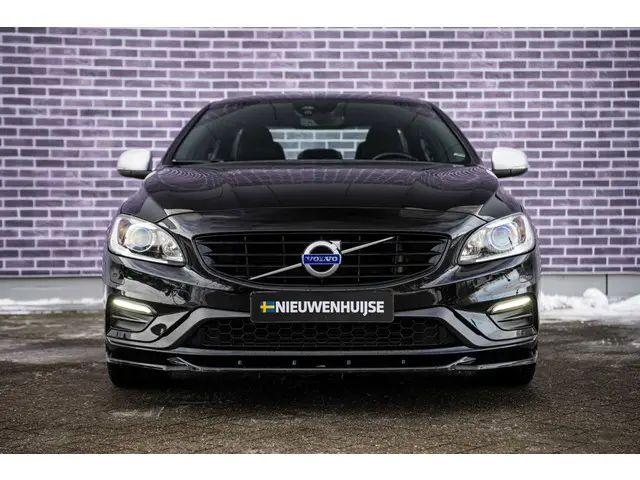 Volvo S60 1.5 T3 R-Design 2016 Benzine 9