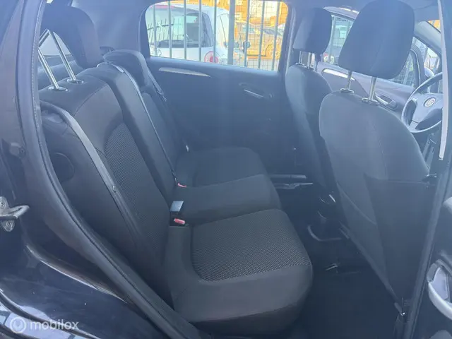 Fiat Punto Evo 0.9 TwinAir Lounge 2013 Benzine 10