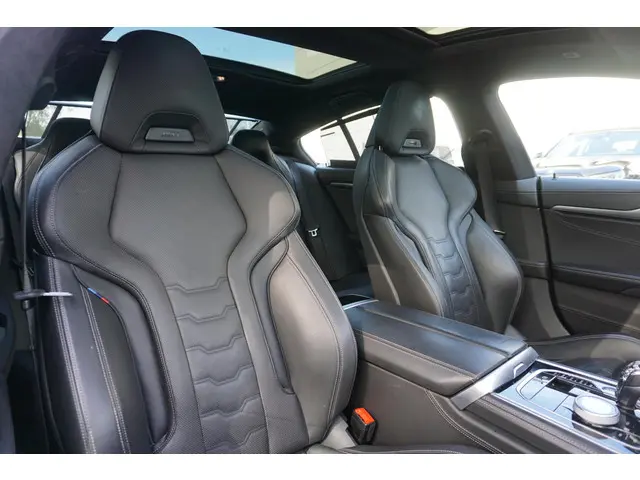 BMW 8 Serie Gran Coupé 840i 2020 Benzine 8