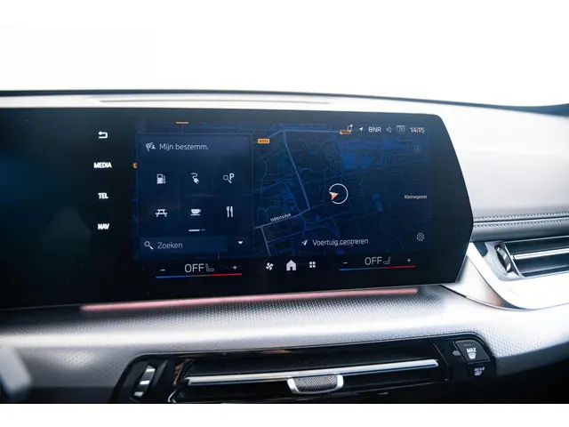 BMW X1 xDrive25e 2025 Hybride Benzine 29