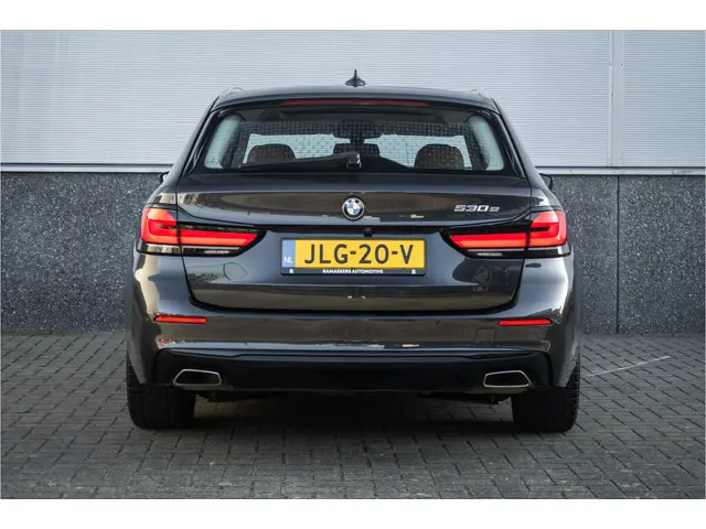 BMW 5 Serie Touring 530e 2021 Hybride Benzine 11