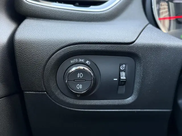 Opel Grandland X 1.2 Turbo Ultimate 2019 Benzine 33