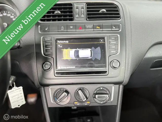 Volkswagen Polo 1.4 TDI Business Edition 2015 Diesel 27