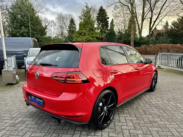 Volkswagen Golf 2.0 GTI 220PK DSG 2016 Benzine 4