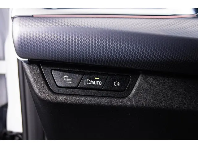 BMW X1 xDrive25e 2024 Hybride Benzine 34