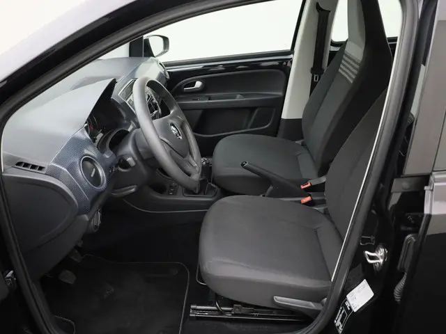 Volkswagen up! 1.0/60PK BMT move up! 2018 Benzine 10