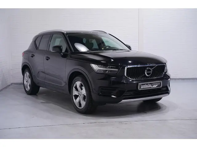 Volvo XC40 3