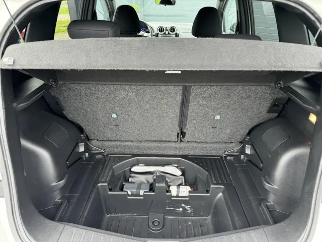 Nissan Note 1.2 Black Edition 2016 Benzine 21