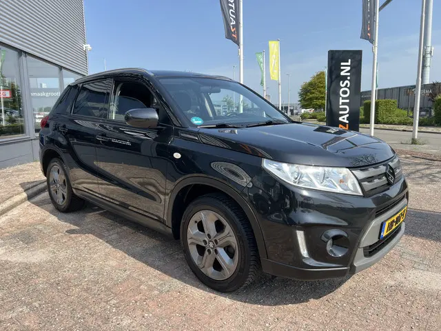 Suzuki Vitara 1.6 Exclusive Automaat 2015 Benzine 17