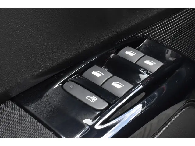 Citroën C3 PureTech 82 Shine 2018 Benzine 14