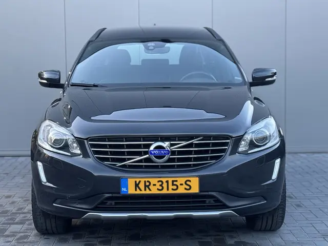 Volvo XC60 D3 Geartronic FWD Momentum 2014 Diesel 3