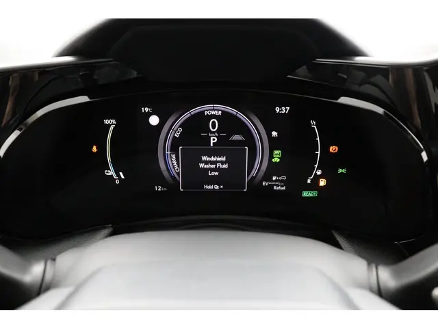 Lexus NX 450h+ AWD President Line 2025 Hybride Benzine 6