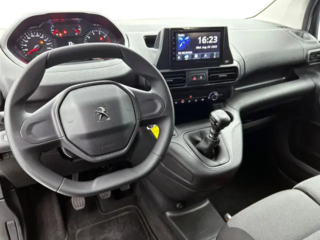 Peugeot Partner 1.5 BlueHDi 100 S&S L2 2023 Diesel 21