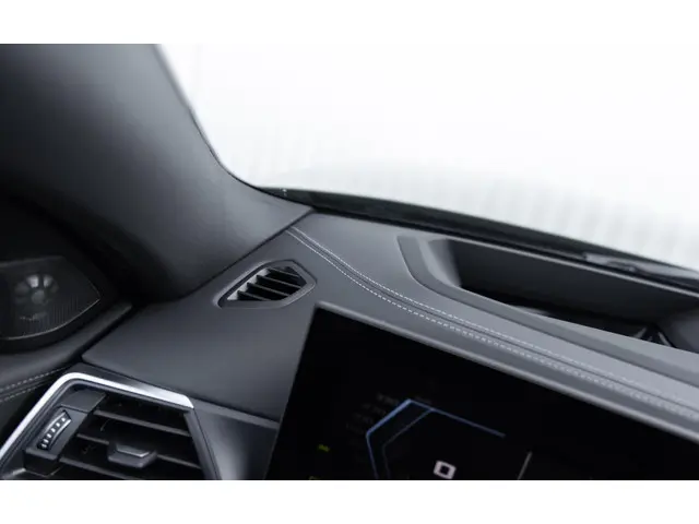 BMW M3 3-serie Touring xDrive Competition 2024 Benzine 58