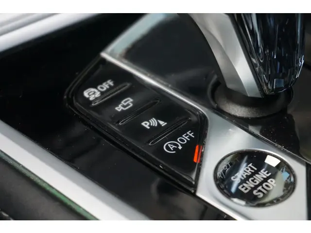 BMW 8 Serie Gran Coupé 840i 2020 Benzine 19